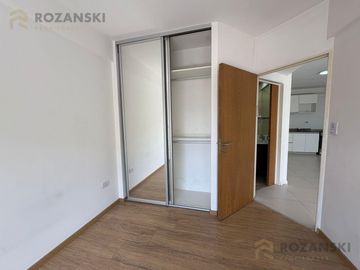 Venta departamento 2 ambientes Amenities. Flores