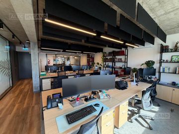 Oficina en Venta con cocheras en Olivos