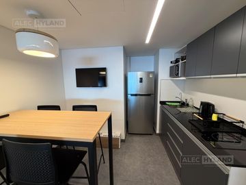 Oficina en Venta con cocheras en Olivos