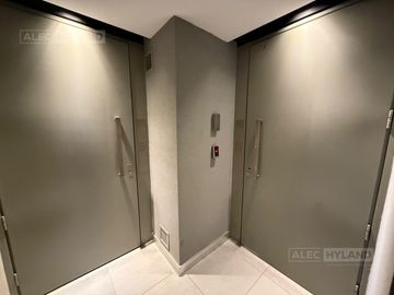 Oficina en Venta con cocheras en Olivos