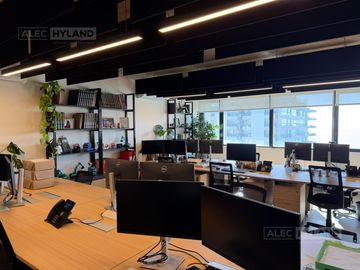 Oficina en Venta con cocheras en Olivos