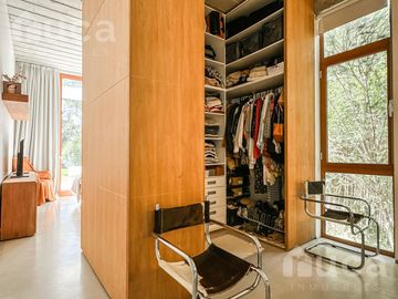 Casa en venta en Barrio Privado La Quinta con 3 dormitorios jardín y pileta