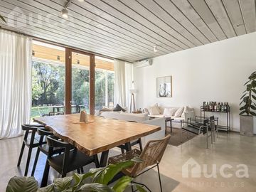 Casa en venta en Barrio Privado La Quinta con 3 dormitorios jardín y pileta
