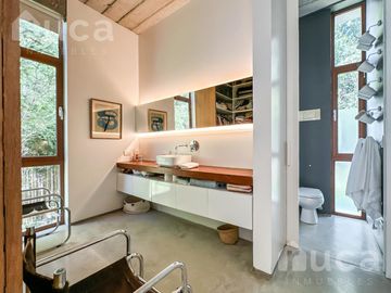 Casa en venta en Barrio Privado La Quinta con 3 dormitorios jardín y pileta