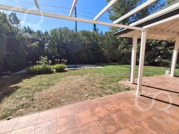 Casa en venta en Barrio Bermudas - Pilar