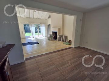 Casa en venta en Barrio Bermudas - Pilar