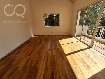 Casa en venta en Barrio Bermudas - Pilar