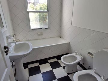 Casa en venta en Barrio Bermudas - Pilar