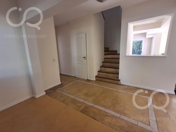 Casa en venta en Barrio Bermudas - Pilar