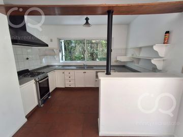 Casa en venta en Barrio Bermudas - Pilar