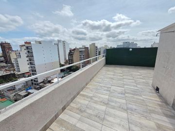 Venta Departamento 2 Ambientes con Balcon en Floresta