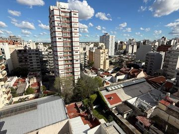 Venta Departamento 2 Ambientes con Balcon en Floresta