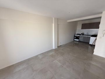 Venta Departamento 2 Ambientes con Balcon en Floresta