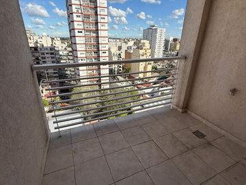 Venta Departamento 2 Ambientes con Balcon en Floresta