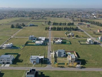 VENTA Lote Altos de Don Carlos (10x27) -501  y 139 - J. Hernández La Plata