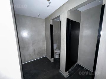 Alquiler local de 630 m2 - Martínez