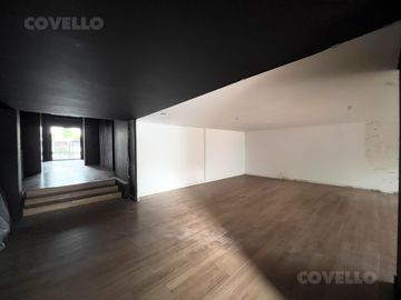 Alquiler local de 630 m2 - Martínez