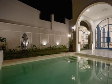 Casa 3 dormitorios + comodín en Sarmiento 2300