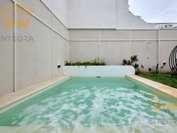 Casa 3 dormitorios + comodín en Sarmiento 2300