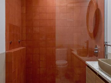 Casa 3 dormitorios + comodín en Sarmiento 2300