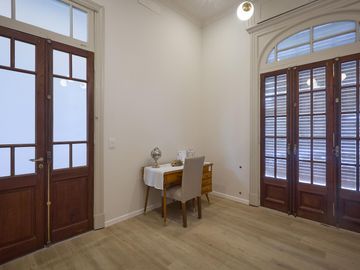 Casa 3 dormitorios + comodín en Sarmiento 2300