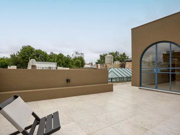Casa 3 dormitorios + comodín en Sarmiento 2300