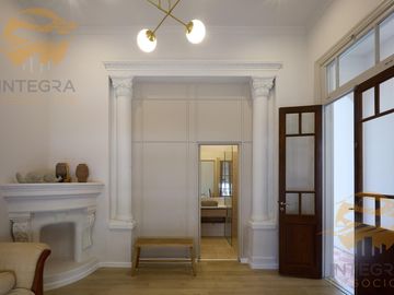 Casa 3 dormitorios + comodín en Sarmiento 2300