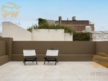 Casa 3 dormitorios + comodín en Sarmiento 2300