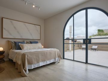 Casa 3 dormitorios + comodín en Sarmiento 2300