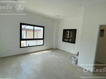 ALQUILER GALPÓN A ESTRENAR DE 1200 M2 EN PARQUE INDUSTRIAL PLATANOS