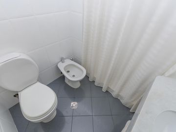 Departamento en venta 3 ambientes con balcón terraza en Libertador Martinez al rio