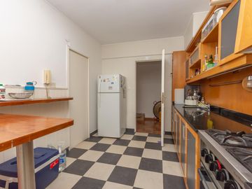 Departamento en venta 3 ambientes con balcón terraza en Libertador Martinez al rio