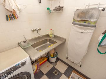 Departamento en venta 3 ambientes con balcón terraza en Libertador Martinez al rio