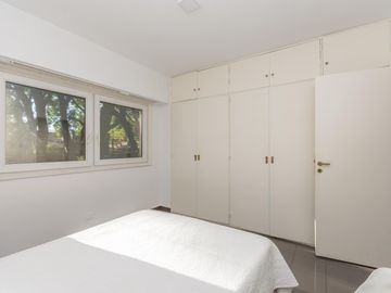 Departamento en venta 3 ambientes con balcón terraza en Libertador Martinez al rio