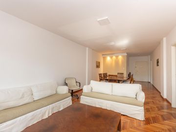 Departamento en venta 3 ambientes con balcón terraza en Libertador Martinez al rio