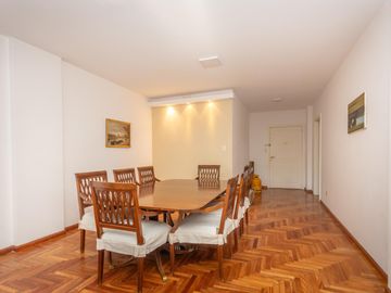 Departamento en venta 3 ambientes con balcón terraza en Libertador Martinez al rio