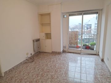 Venta de departamento en Villa Urquiza, 2 ambientes