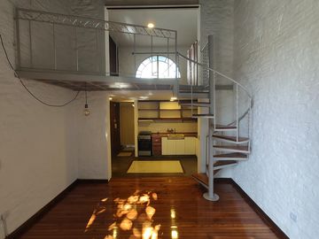 Impecable Loft de 2 ambientes con balcón