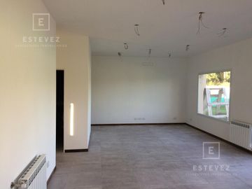Casa en alquiler anual, 3 dormitorios, Barrio Cerrado San Matías, Escobar