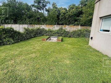 Casa en alquiler anual, 3 dormitorios, Barrio Cerrado San Matías, Escobar