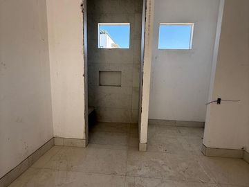 Casa en Venta en Sierra Alta en Décimo Sector,  La Cima.