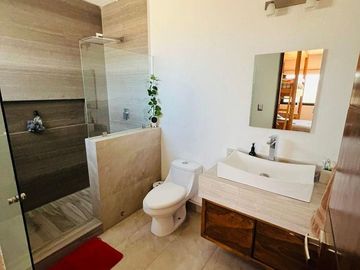 CASA EN CAÑADAS DEL LAGO, CORREGIDORA, QUERETARO