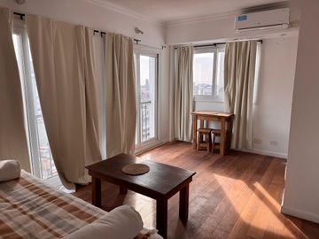 Departamento en alquiler 2 ambientes piso alto, RECOLETA