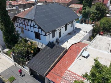 Casa en venta de 3 dormitorios con pileta y quincho