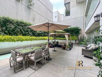 EXCLUSIVO GARDEN HOUSE CON ESPECTACULAR TERRAZA
