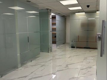 BOSQUES DE DURAZNOS OFICINAS AMUEBLADAS EN RENTA (605)