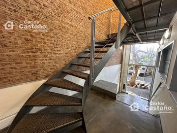 Edificio de múltiples usos con detalles de diseño exclusivo en excelente zona