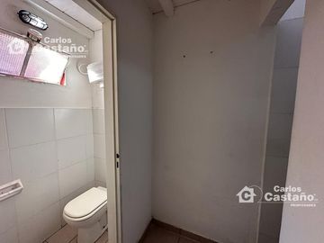 Edificio de múltiples usos con detalles de diseño exclusivo en excelente zona