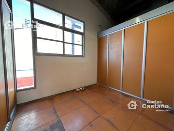 Edificio de múltiples usos con detalles de diseño exclusivo en excelente zona