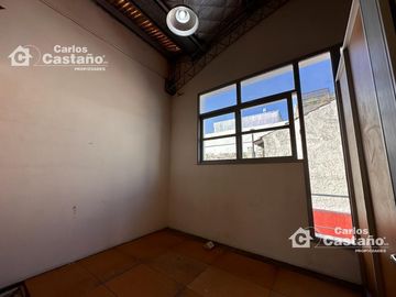Edificio de múltiples usos con detalles de diseño exclusivo en excelente zona